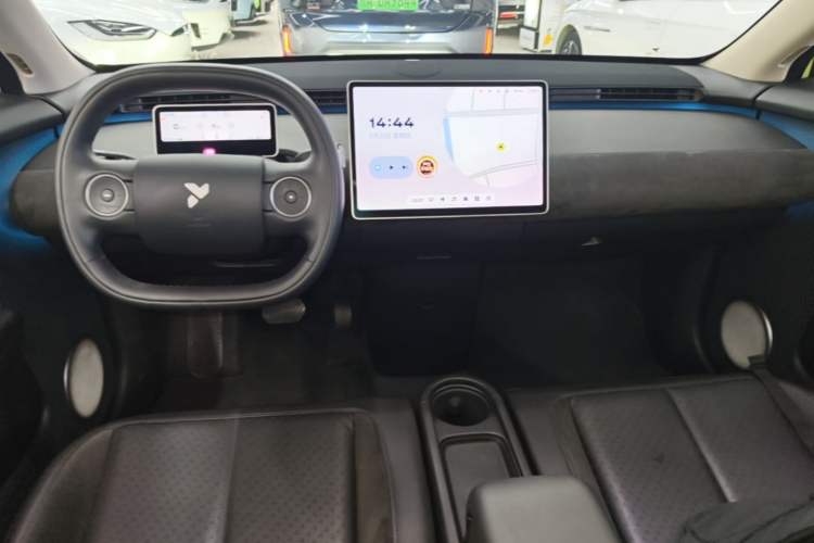 Used firefly 2025 Illuminated Edition Center Console
