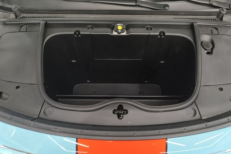 Used firefly 2025 Illuminated Edition Engine Bay