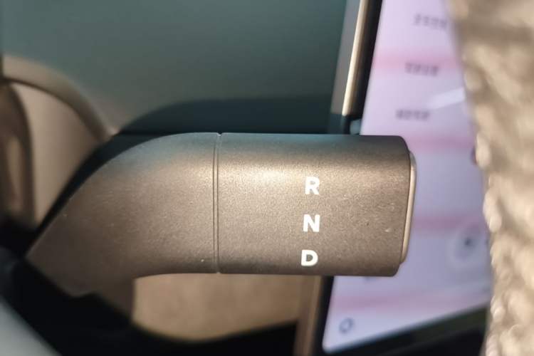 Used firefly 2025 Illuminated Edition Gear Lever