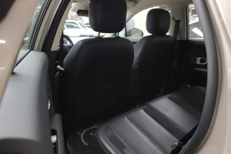Used firefly 2025 Illuminated Edition Left Rear Seat