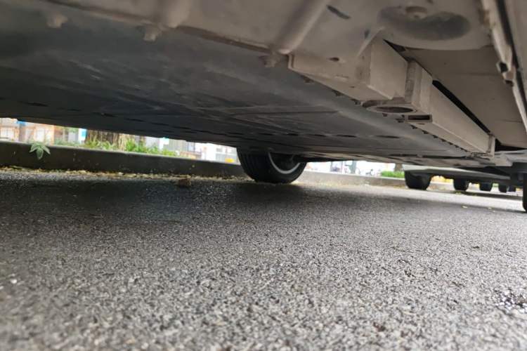 Used firefly 2025 Illuminated Edition Chassis Front Left
