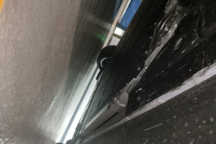 Used firefly 2025 Illuminated Edition Chassis Rear Right
