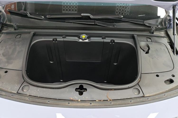 Used firefly 2025 Illuminated Edition Engine Bay