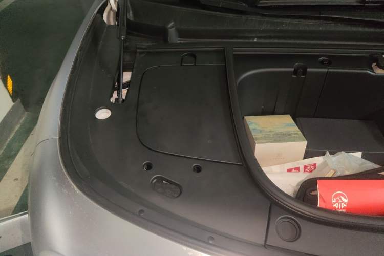 Used firefly 2025 Illuminated Edition Engine Bay Right