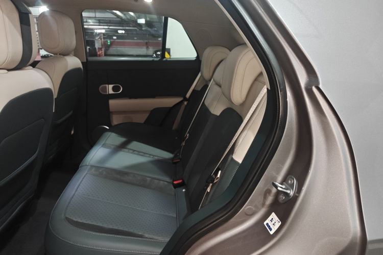 Used firefly 2025 Illuminated Edition Left Rear Seat