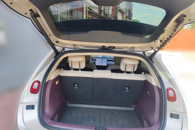 Used firefly 2025 Illuminated Edition Trunk