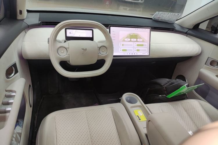 Used firefly 2025 Illuminated Edition Center Console