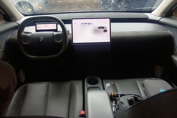 Used firefly 2025 Illuminated Edition Center Console
