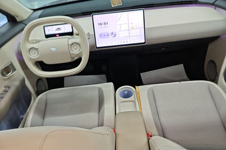 Used firefly 2025 Free Edition Center Console