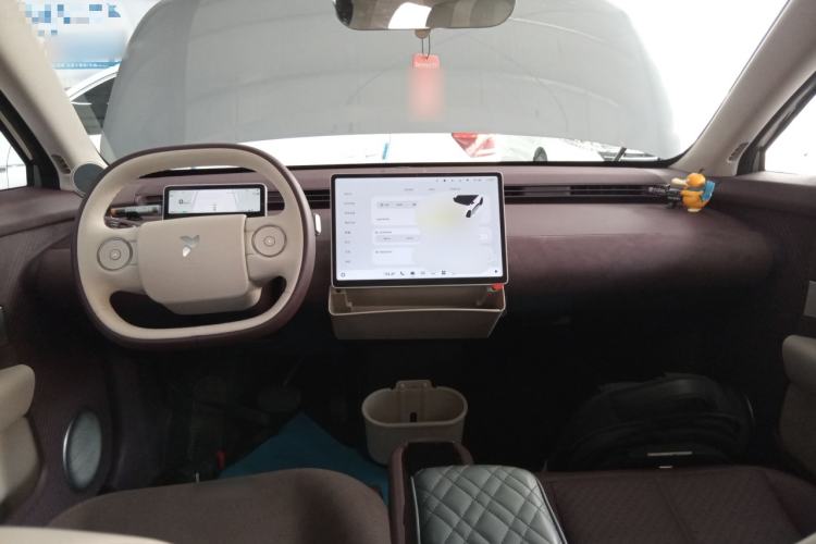Used firefly 2025 Illuminated Edition Center Console