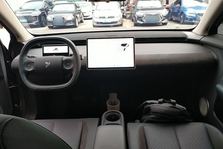 Used firefly 2025 Illuminated Edition Center Console