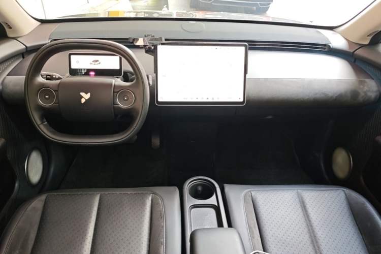 Used firefly 2025 Illuminated Edition Center Console