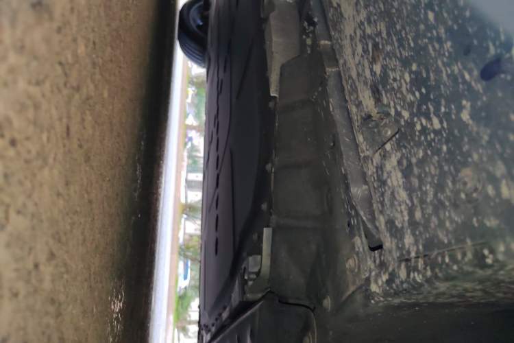 Used firefly 2025 Illuminated Edition Chassis Front Right