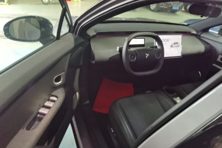 Used firefly 2025 Free Edition Driver Seat
