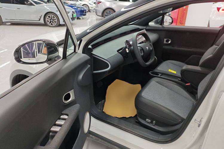 Used firefly 2025 Free Edition Driver Seat