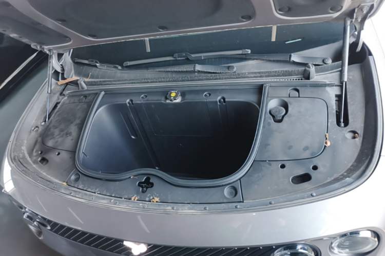 Used firefly 2025 Free Edition Engine Bay