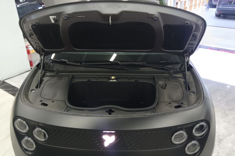 Used firefly 2025 Free Edition Engine Bay
