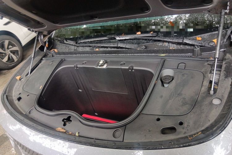 Used firefly 2025 Illuminated Edition Engine Bay