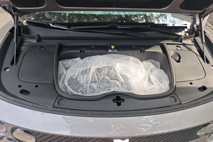 Used firefly 2025 Illuminated Edition Engine Bay