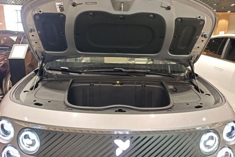 Used firefly 2025 Free Edition Engine Bay