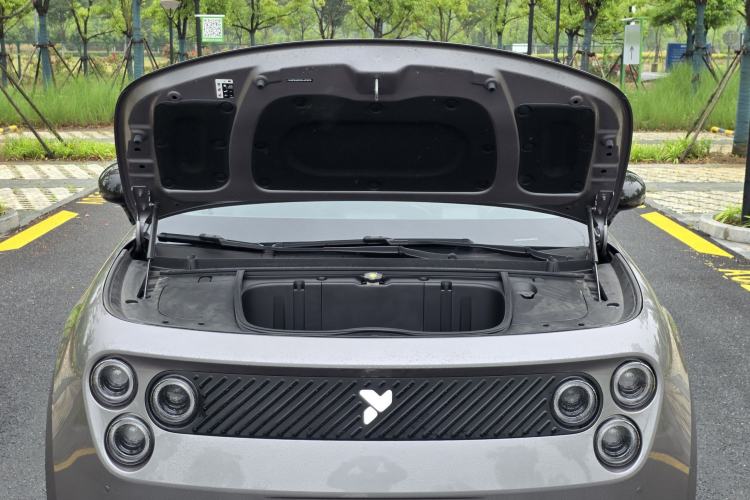 Used firefly 2025 Free Edition Engine Bay