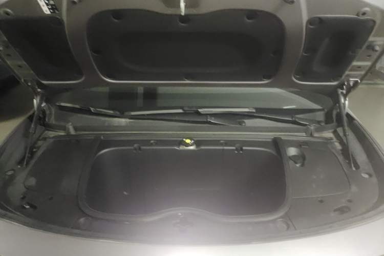 Used firefly 2025 Free Edition Engine Bay