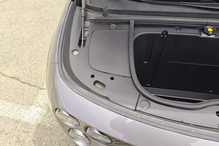 Used firefly  Engine Bay Right