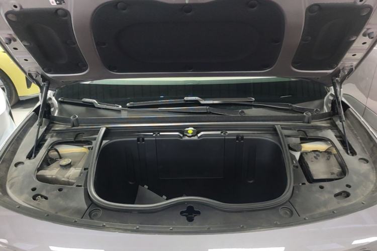 Used firefly 2025 Free Edition Engine Bay