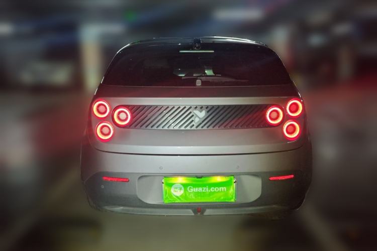 Used firefly 2025 Illuminated Edition Exterior 4