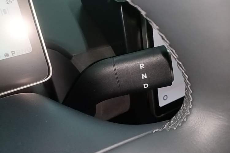Used firefly 2025 Illuminated Edition Gear Lever