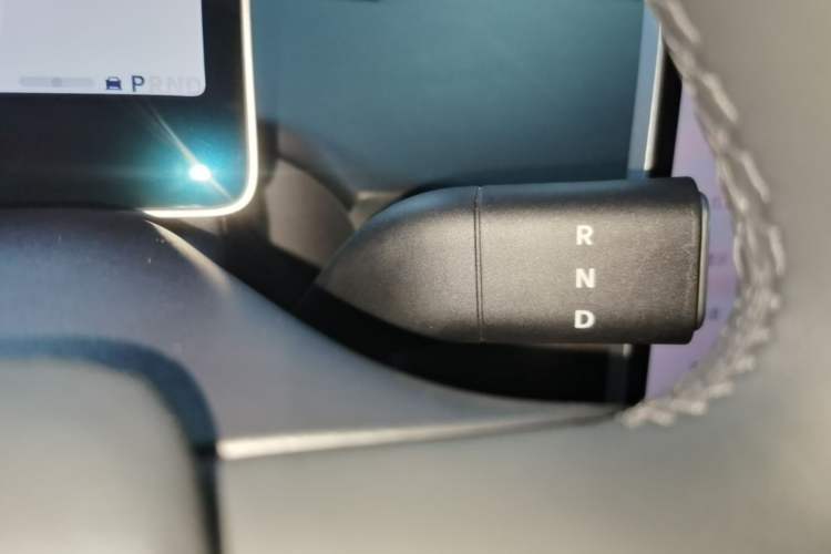 Used firefly 2025 Illuminated Edition Gear Lever