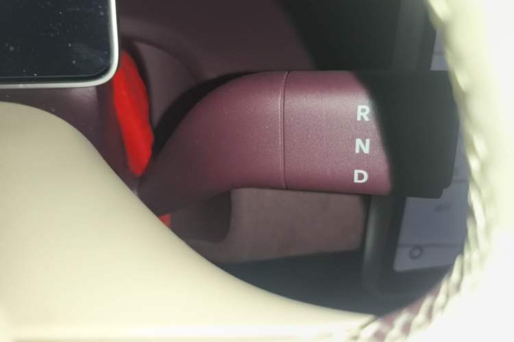 Used firefly 2025 Illuminated Edition Gear Lever