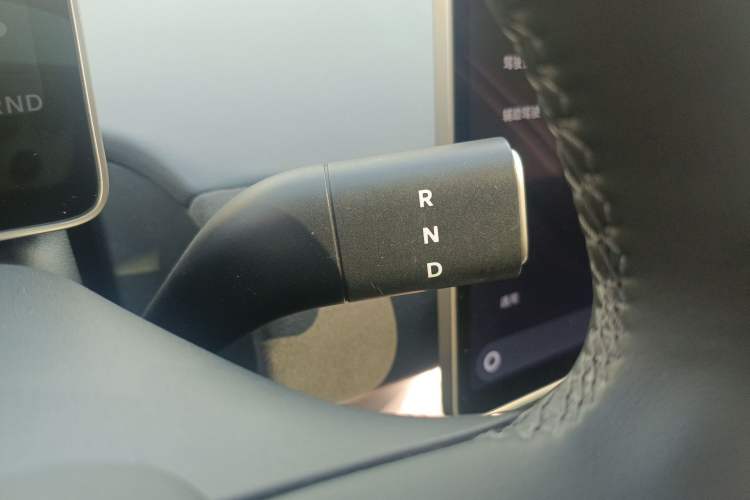 Used firefly 2025 Illuminated Edition Gear Lever