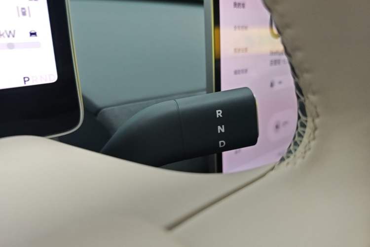 Used firefly 2025 Illuminated Edition Gear Lever