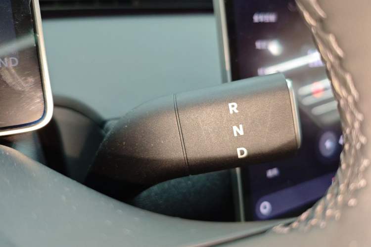 Used firefly 2025 Free Edition Gear Lever