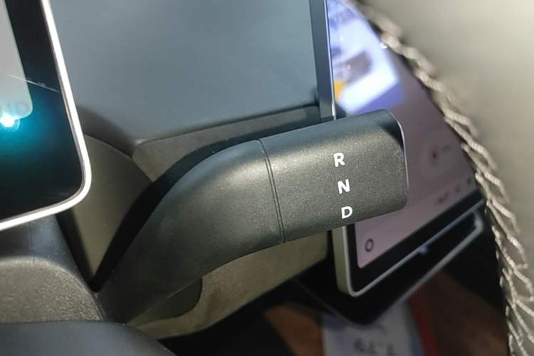 Used firefly 2025 Illuminated Edition Gear Lever