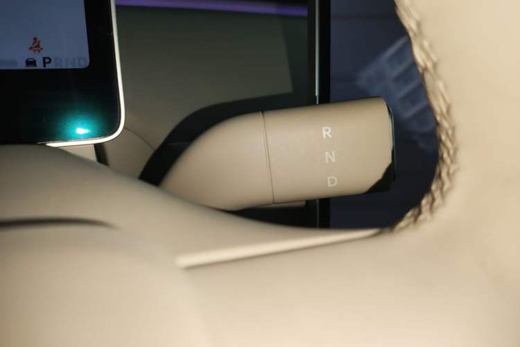 Used firefly 2025 Illuminated Edition Gear Lever