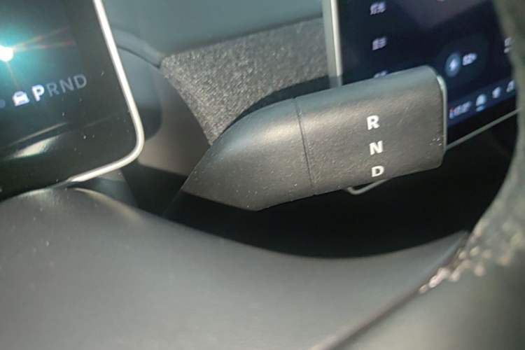 Used firefly 2025 Free Edition Gear Lever