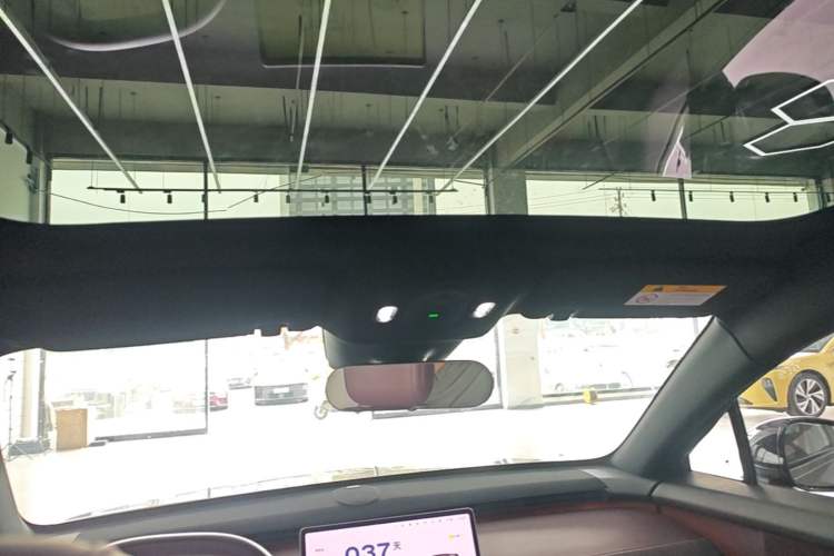 Used firefly 2025 Free Edition Headliner