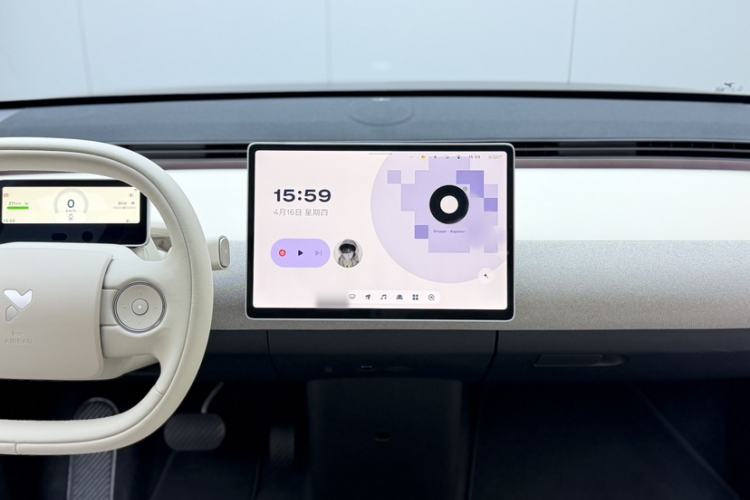 Used firefly 2025 Free Edition Interior 1