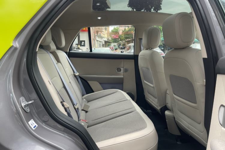 Used firefly 2025 Free Edition Interior 4