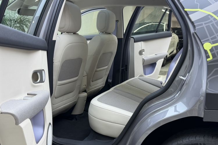 Used firefly 2025 Free Edition Interior 7