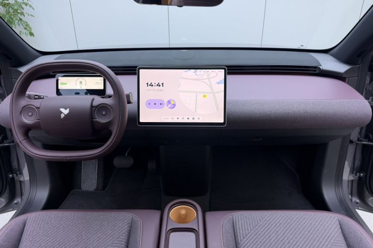Used firefly 2025 Free Edition Interior 7