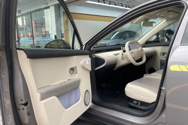 Used firefly 2025 Free Edition Interior 8