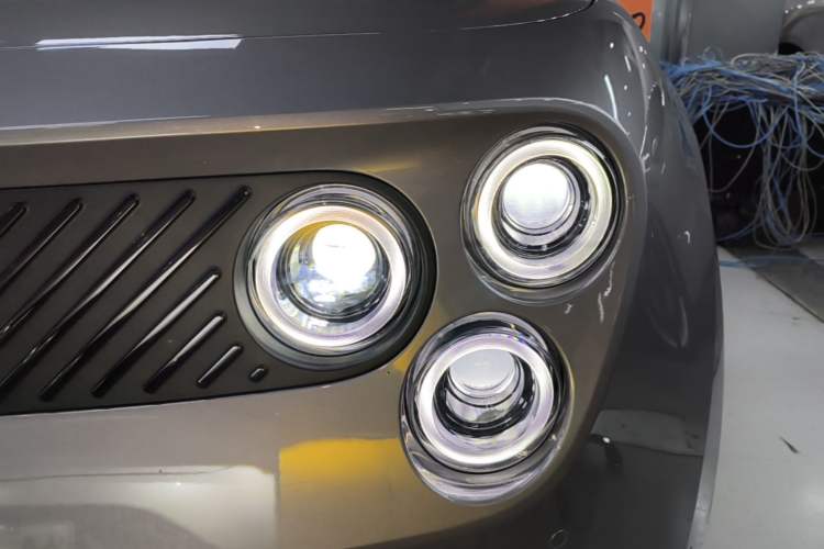 Used firefly 2025 Free Edition Left Front Headlight