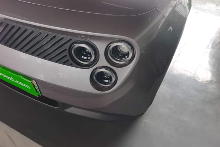 Used firefly 2025 Free Edition Left Front Headlight