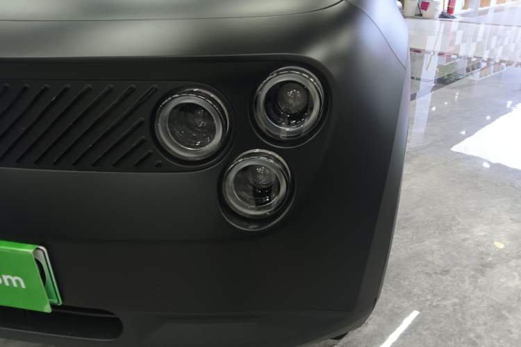 Used firefly 2025 Free Edition Left Front Headlight
