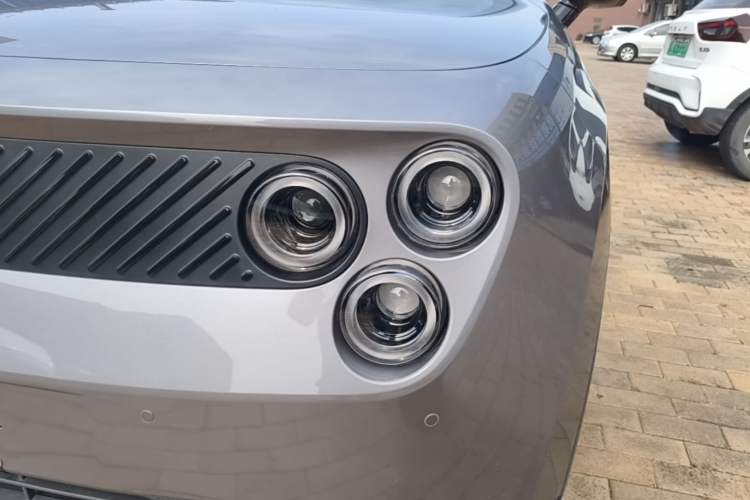 Used firefly 2025 Free Edition Left Front Headlight