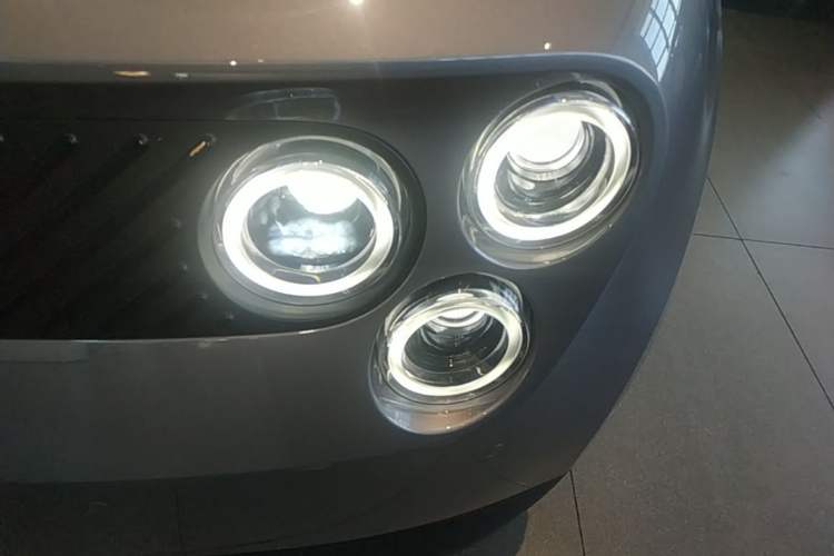 Used firefly 2025 Free Edition Left Front Headlight