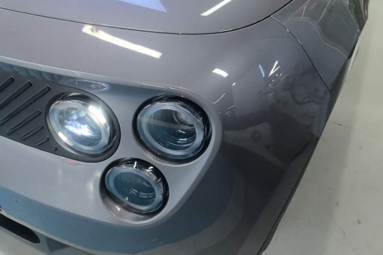 Used firefly 2025 Free Edition Left Front Headlight